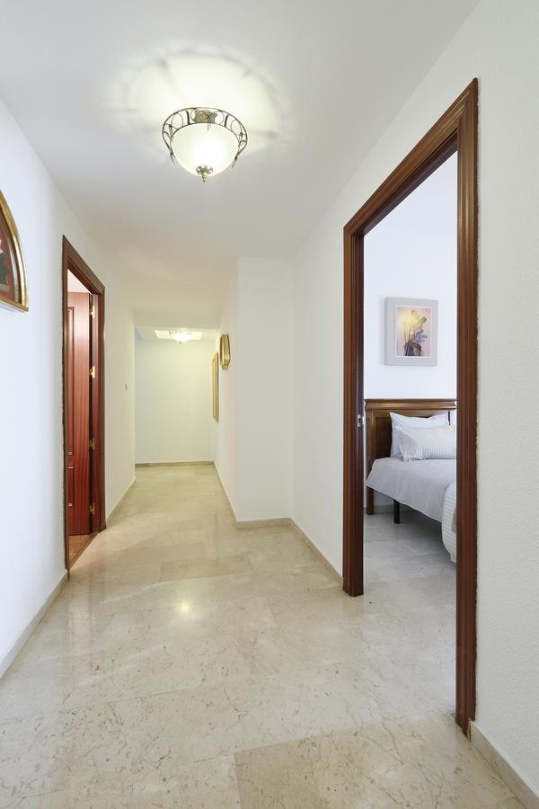 Piso En Calle Recogidas Granada Exterior photo